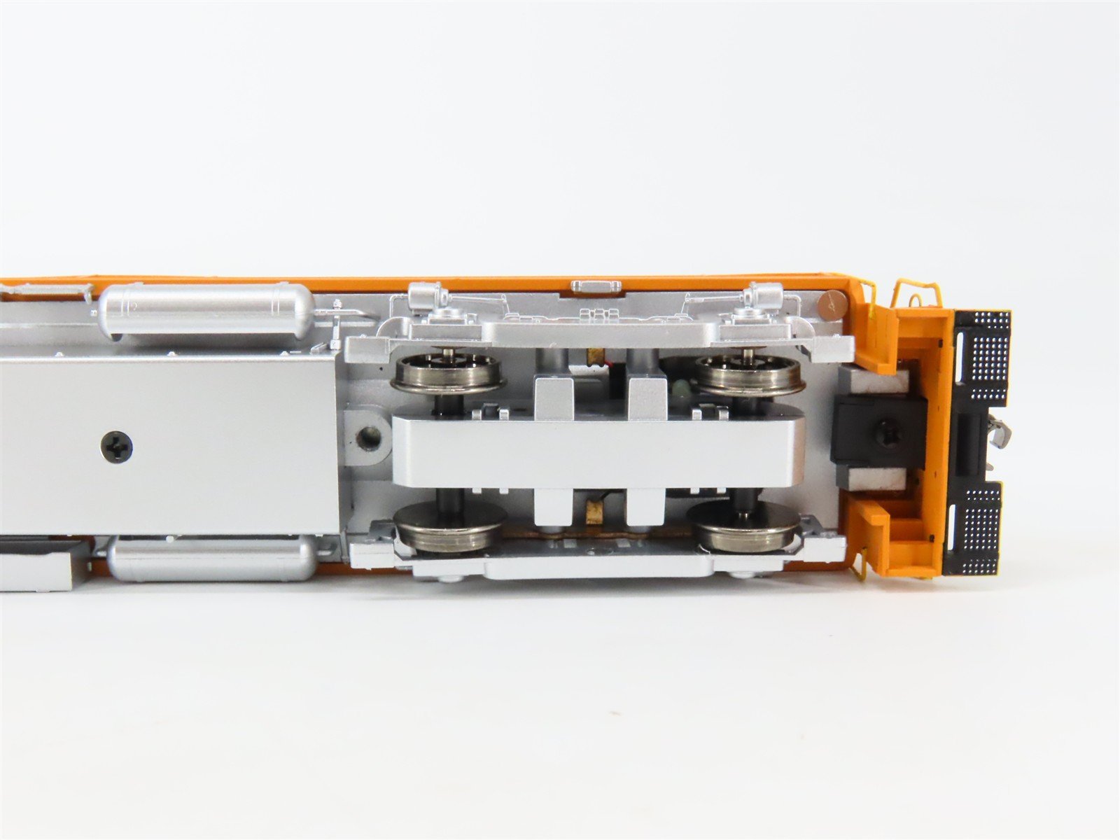 HO Scale Bowser 25284 Interstate RS3 Diesel Locomotive #32 wDCC & Sound