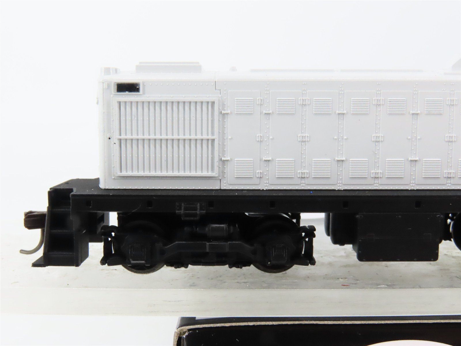 HO Scale Atlas 10001483 Undecorated S2 Diesel Locomotive wDCC & Sound