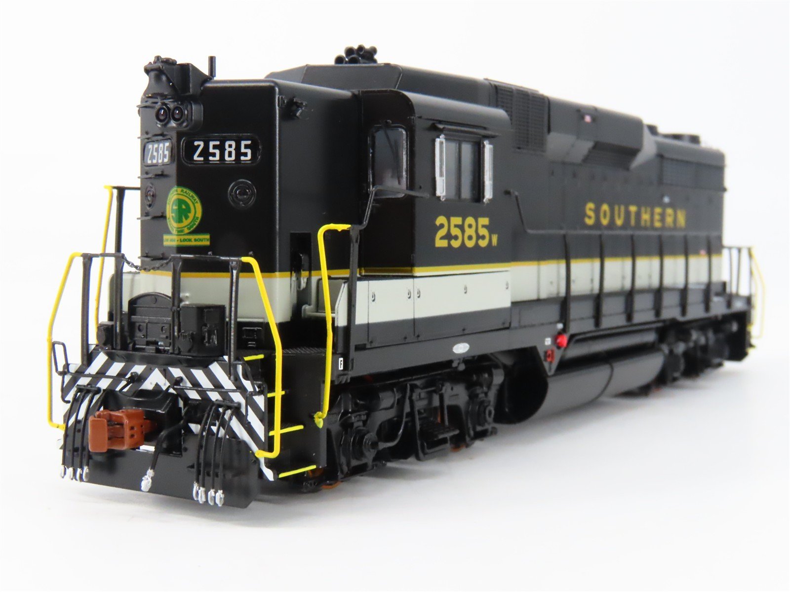 HO Scaletrains.com SXT39239 Southern GP30 Diesel Loco #2585 wDCC & Sound