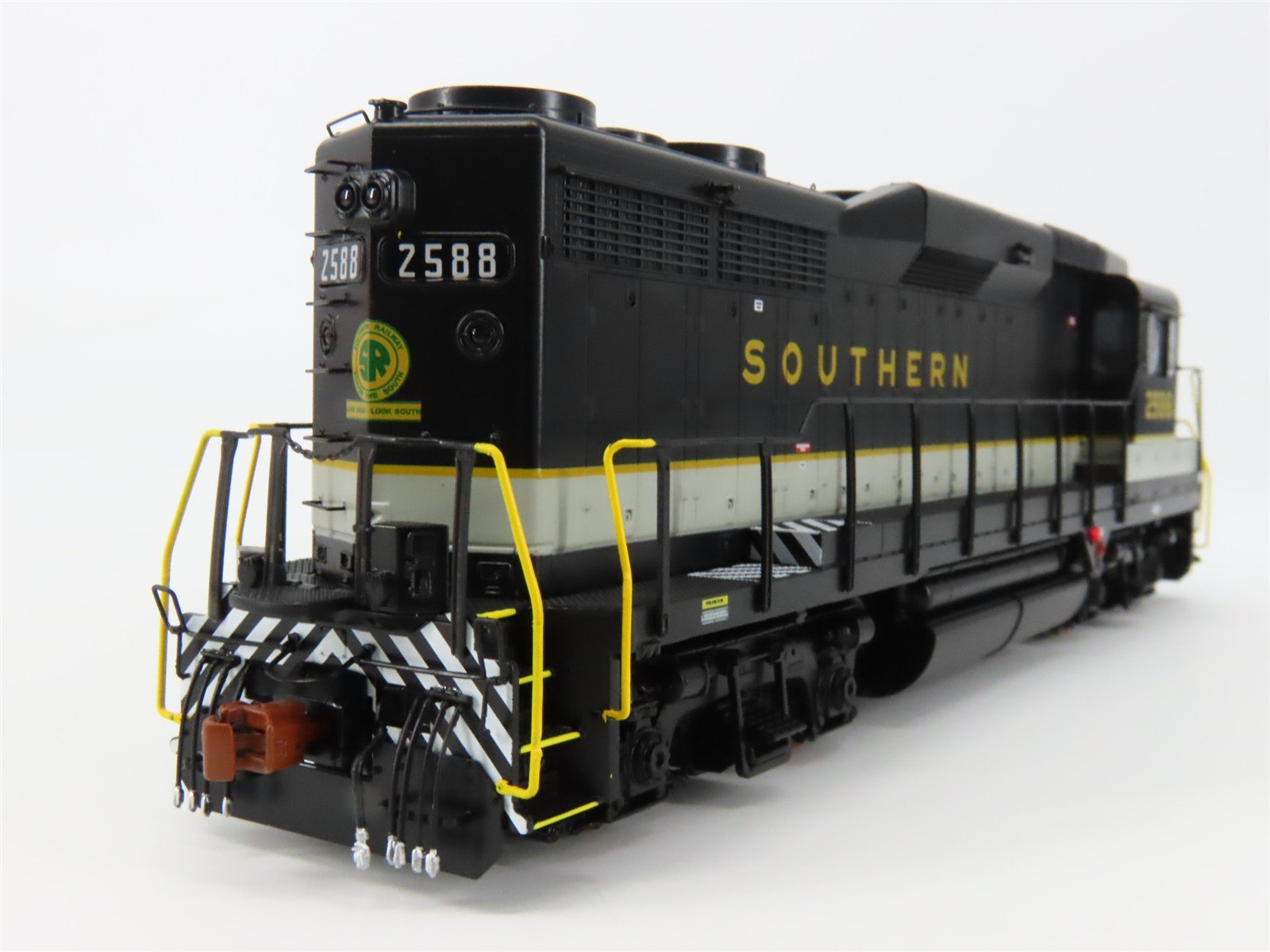 HO Scaletrains.com SXT39241 Southern GP30 Diesel Loco #2588 wDCC & Sound
