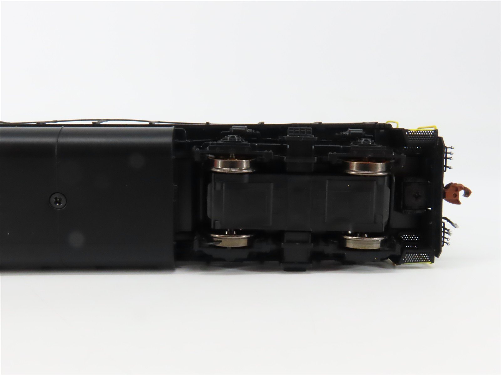 HO Scaletrains.com SXT39241 Southern GP30 Diesel Loco #2588 wDCC & Sound