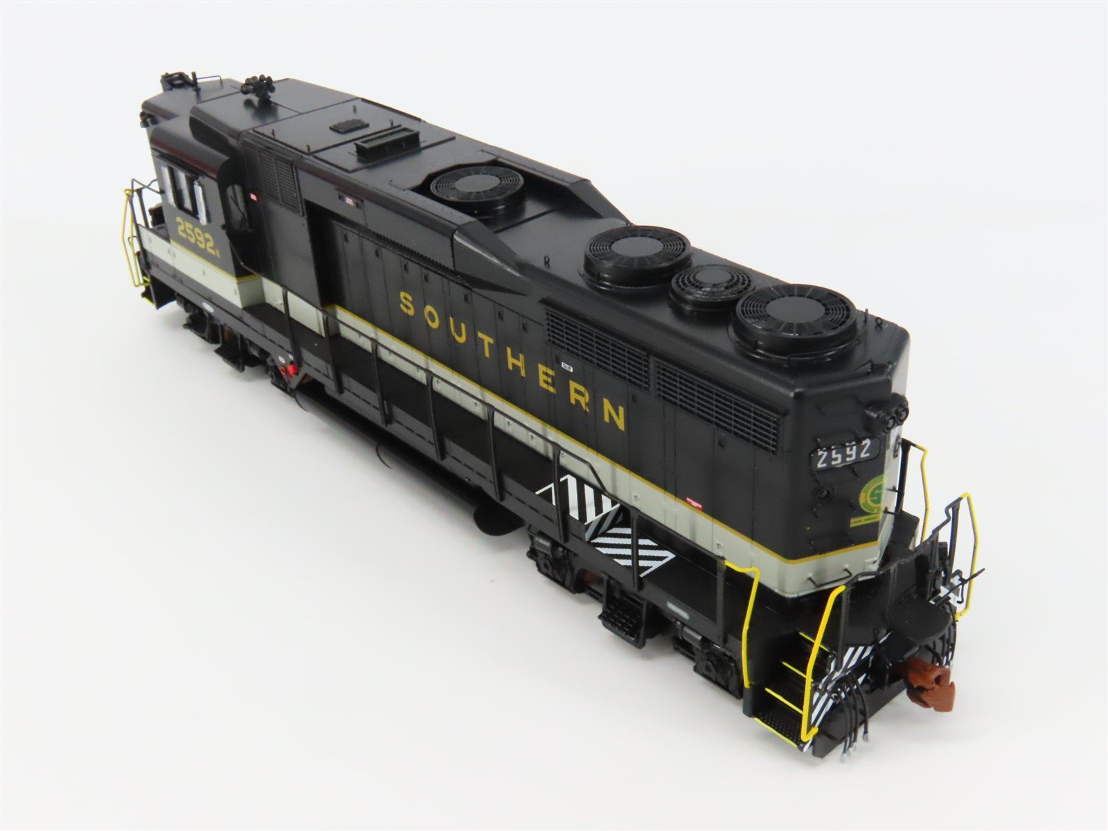 HO Scaletrains.com SXT39243 Southern GP30 Diesel Loco #2592 wDCC & Sound