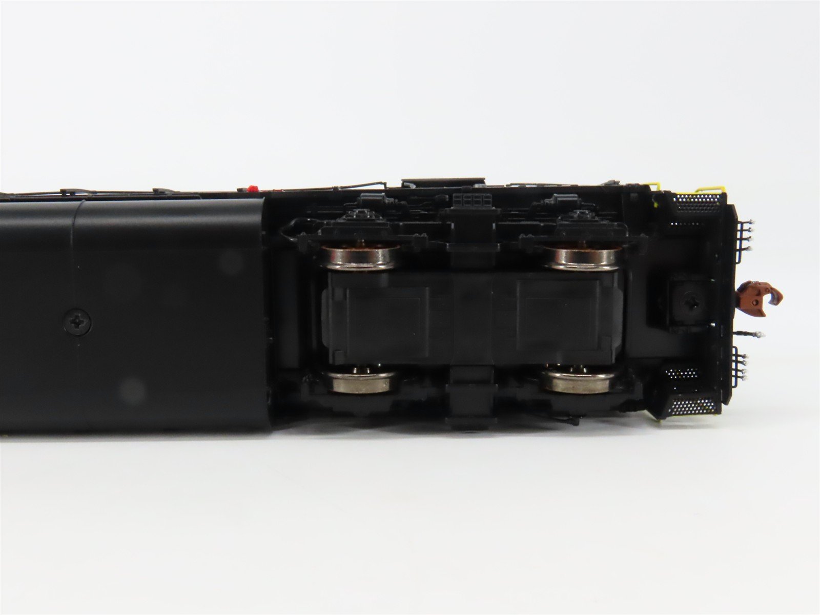HO Scaletrains.com SXT39243 Southern GP30 Diesel Loco #2592 wDCC & Sound