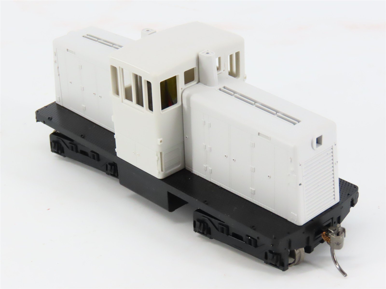 HO Scale Rapido 48598 Undecorated GE 44-Tonner Diesel Loco w/DCC & Sound