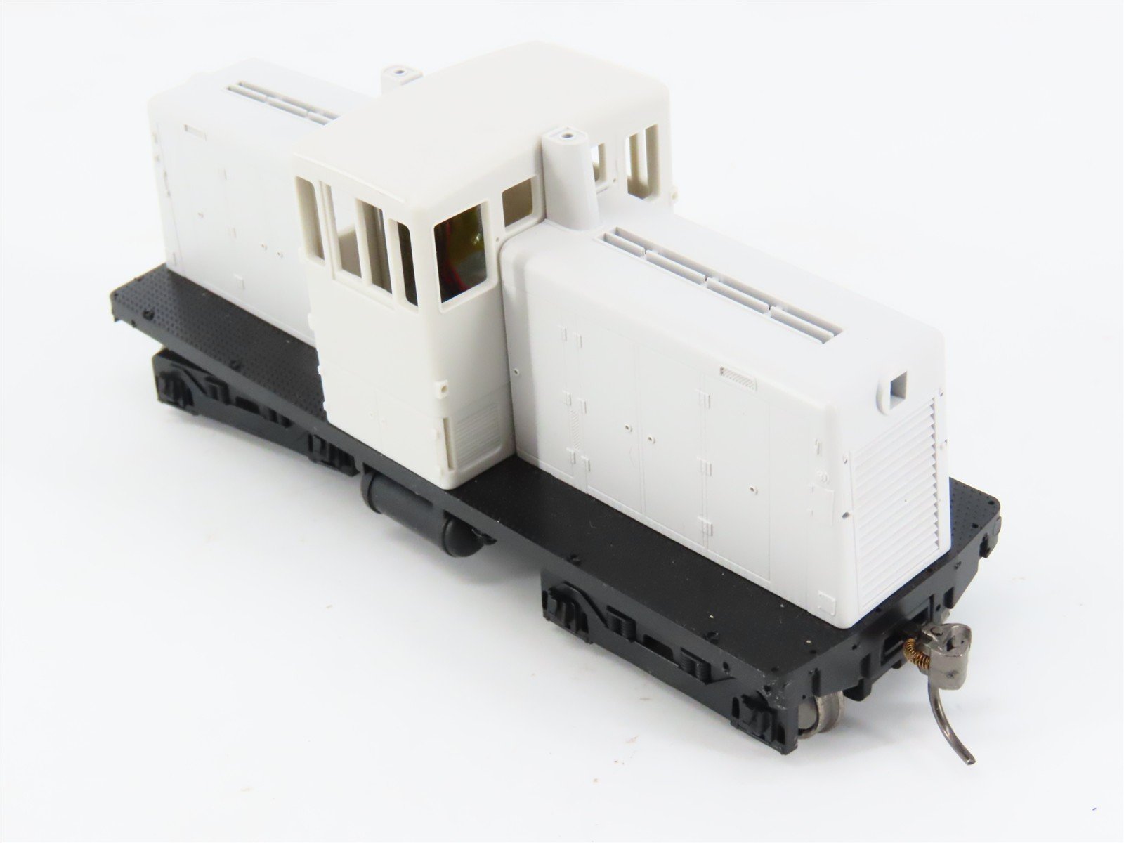 HO Scale Rapido 48598 Undecorated GE 44-Tonner Diesel Loco w/DCC & Sound