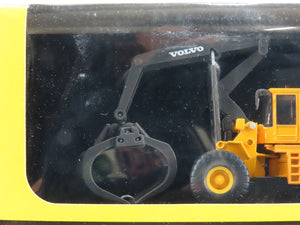 1:87 Scale Die-Cast Volvo L180C Log Loader SEALED