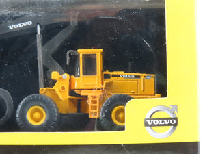 1:87 Scale Die-Cast Volvo L180C Log Loader SEALED