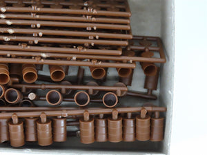 HO Scale Tichy 8212 55 Gal Drums w/Steel & Wood Lids Kit