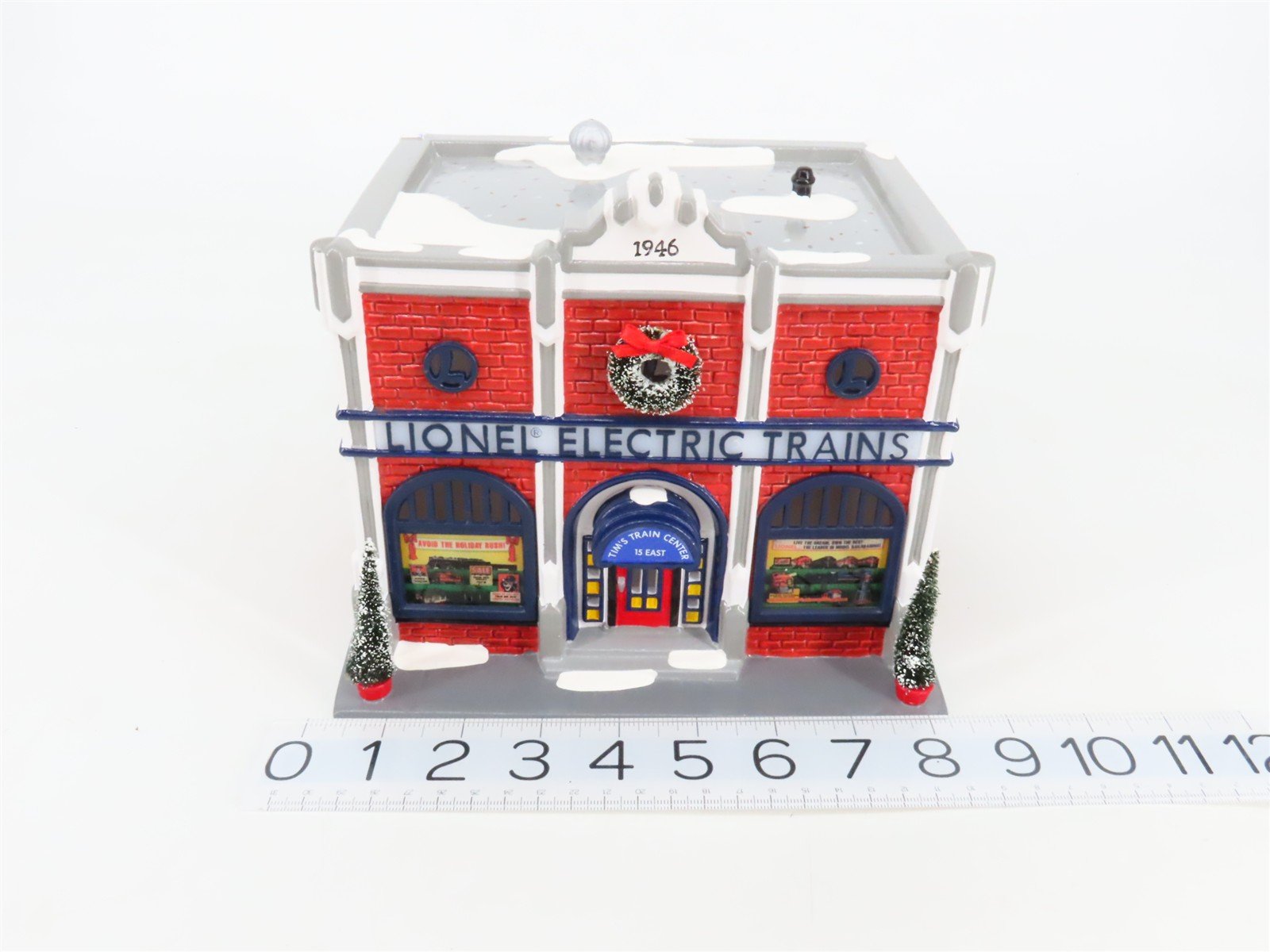 Lionel 54947 Department 56 Snow Village Electric Train Shop