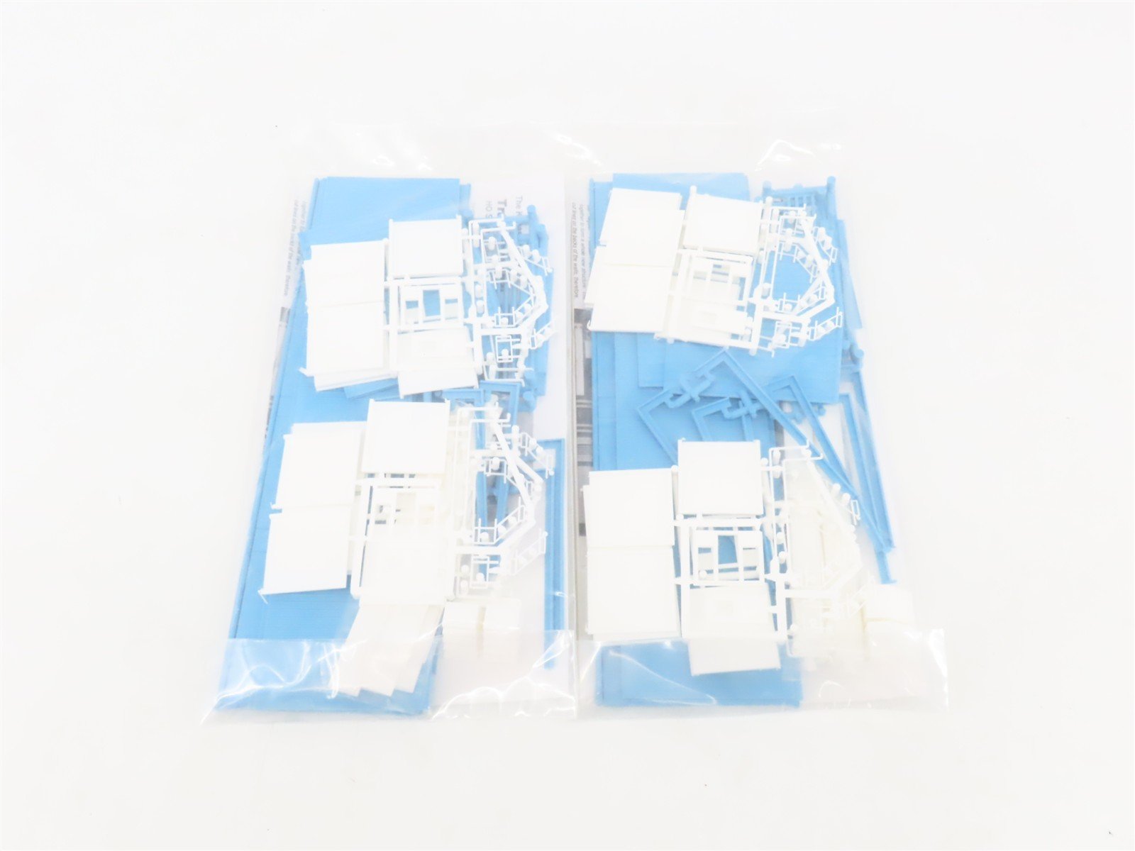 LOT of 2 HO 1/87 Scale Pikestuff Kits 541-5001 Truck Terminal - Sealed