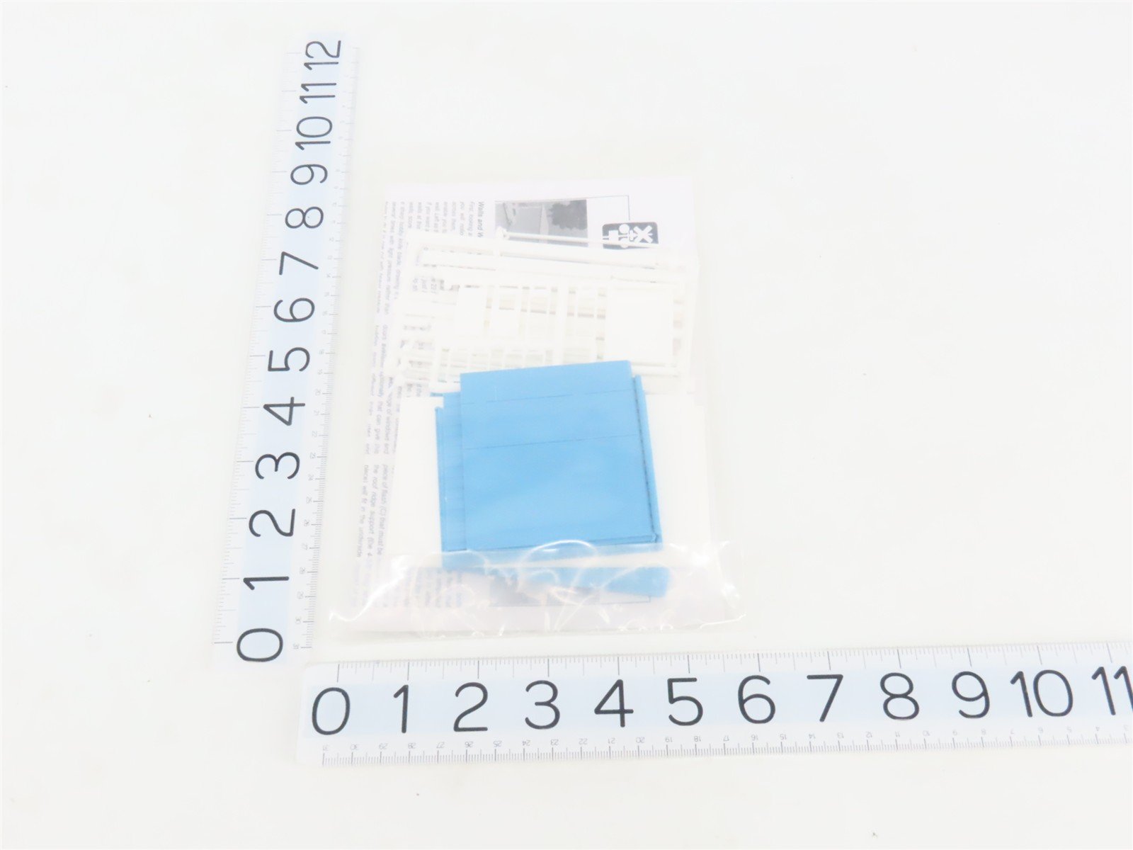 LOT of 7 HO 1/87 Scale Pikestuff Kits Assorted Buildings - Sealed