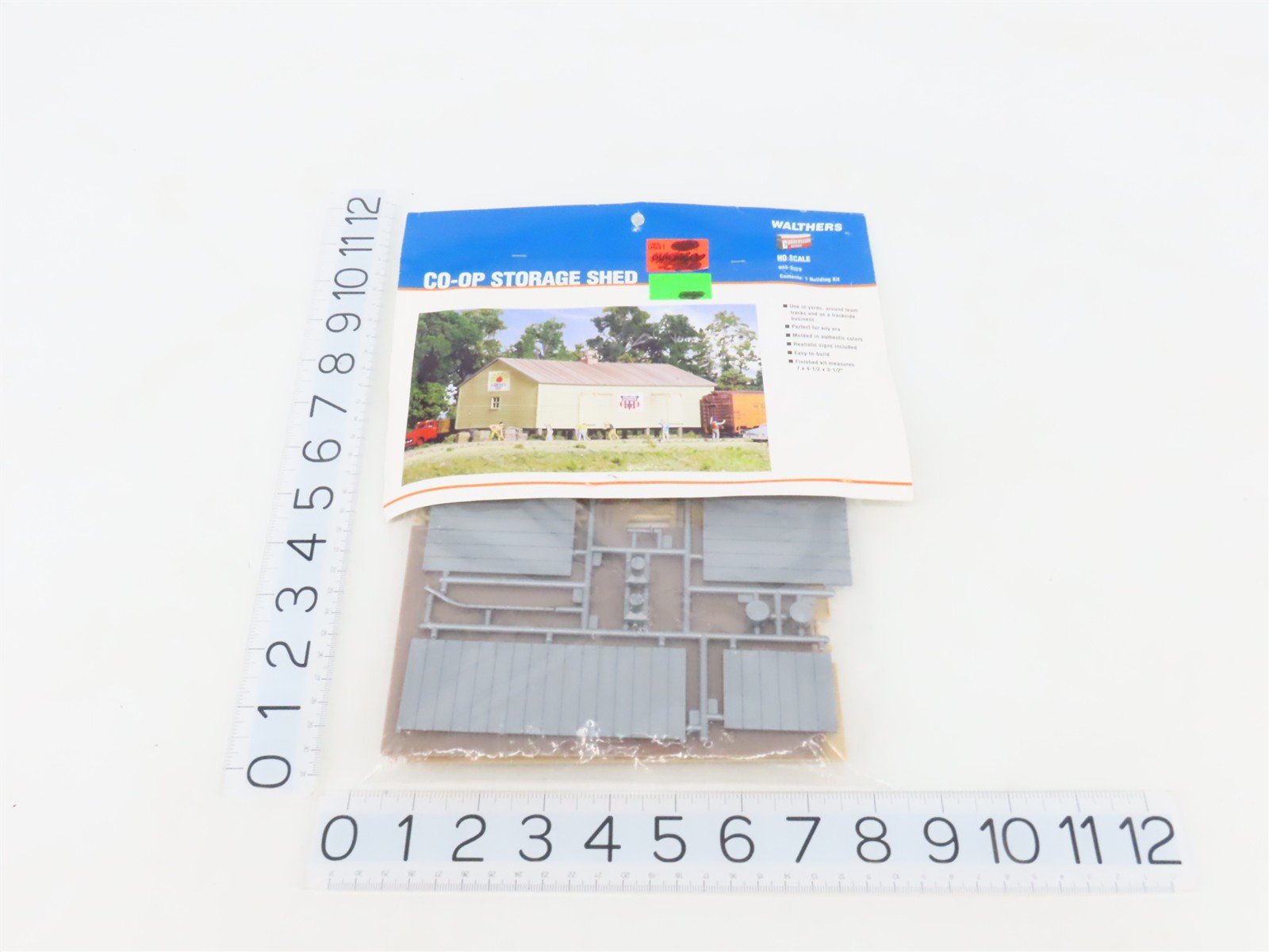 HO 1/87 Scale Walthers Cornerstone Kit 933-3529 Co-Op Storage Shed - Sealed