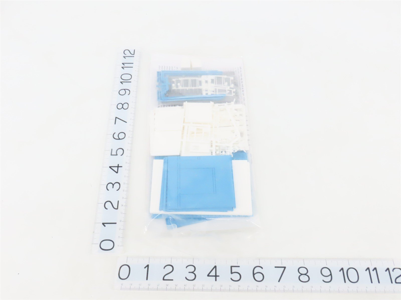 HO 1/87 Pikestuff Kit 541-0103 Piping & Mechanical Contractors Building - Sealed