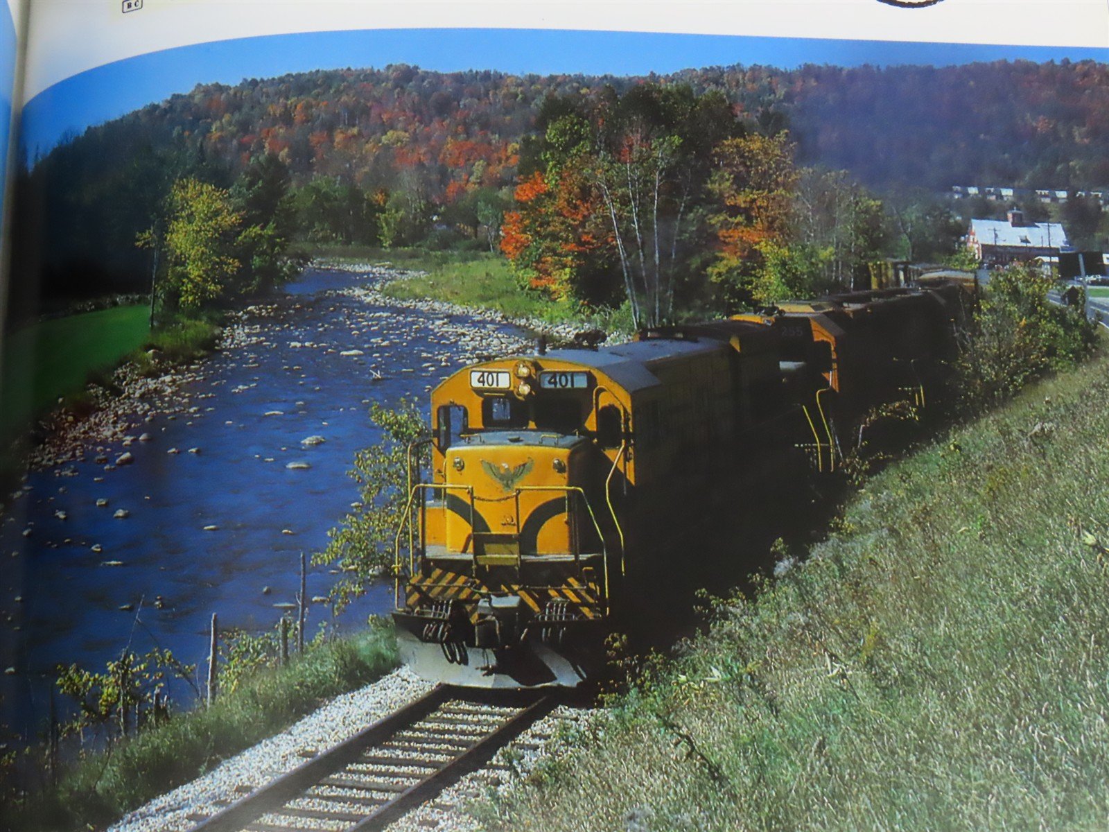 Green Mountain Rails: Vermont's Colorful Trains by Robert Willoughby Jones ©1994