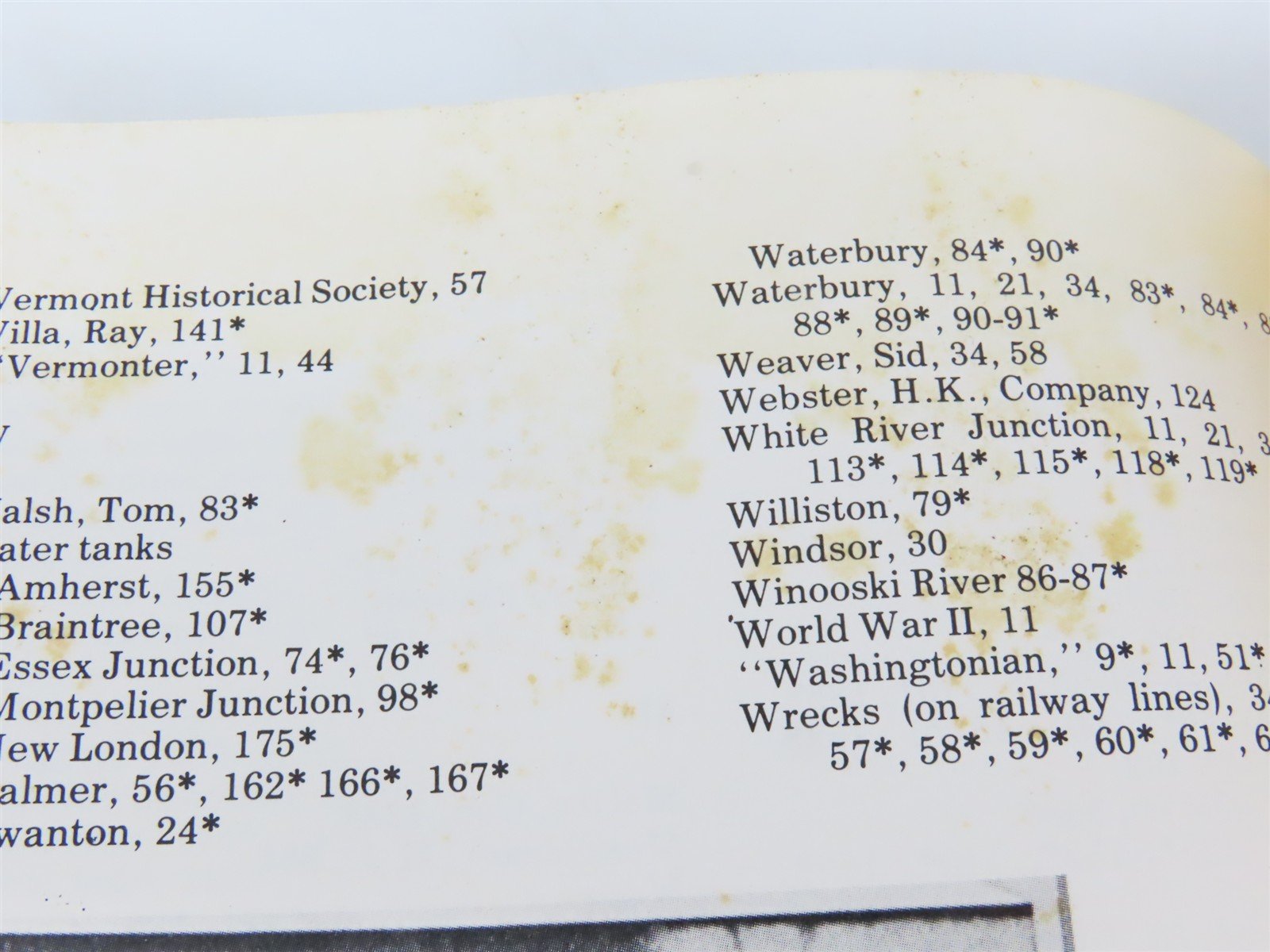 The Central Vermont Railway: A Yankee Tradition Vol. 5: 1941-1960 by Jones ©1982