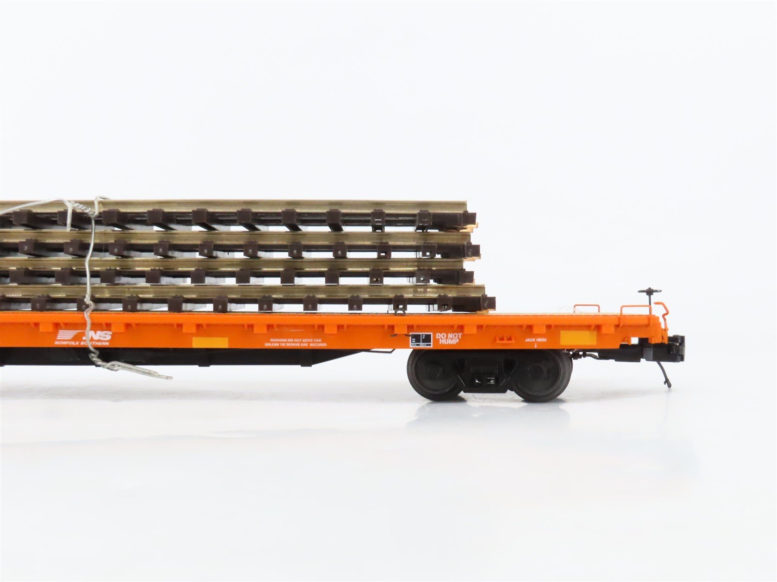 O Gauge 3-Rail MTH 20-95147 NS Norfolk Southern Flatcar #2229 w/Track Load