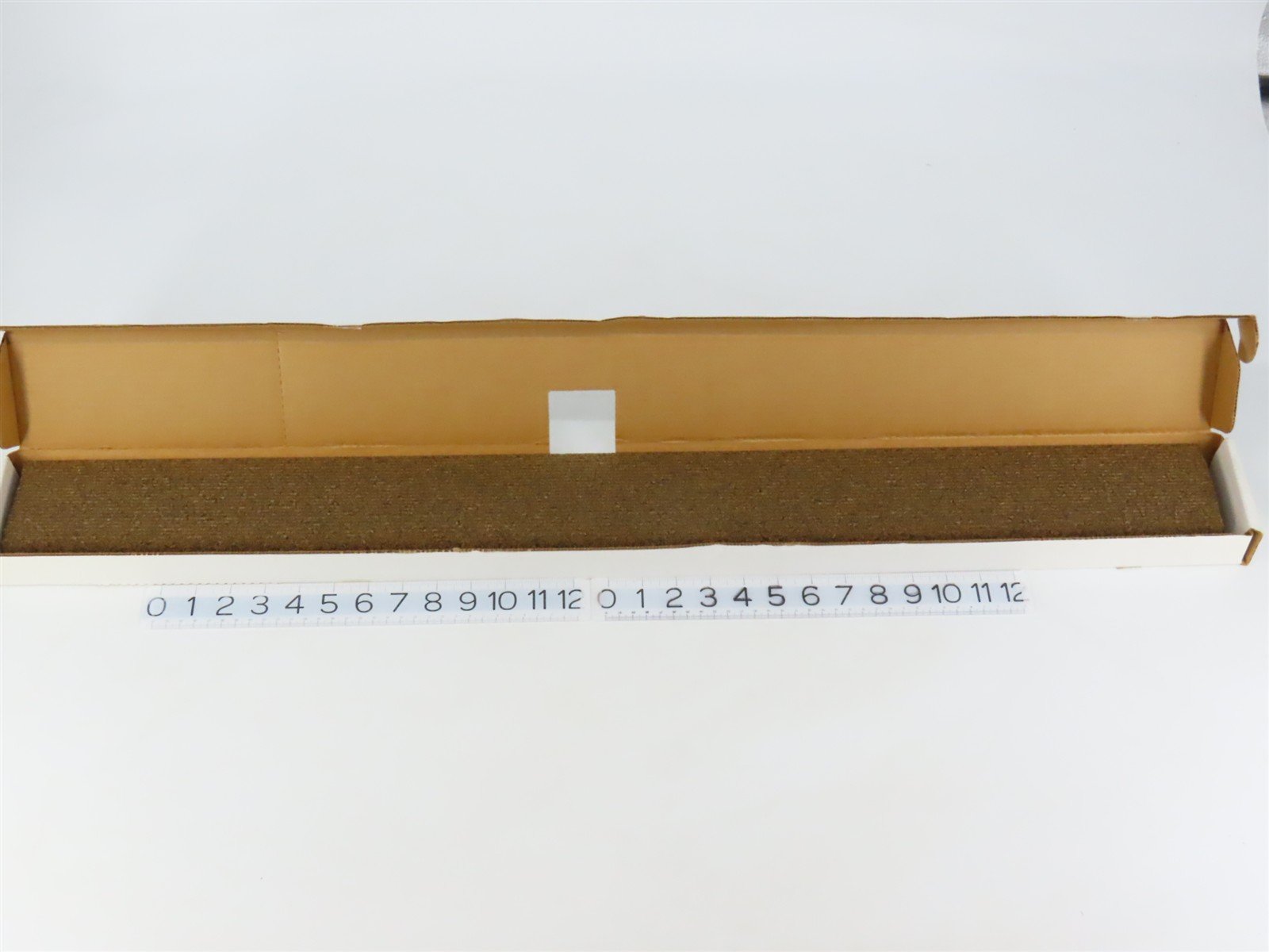 N Scale Midwest Products 3019 Cork Roadbed 36