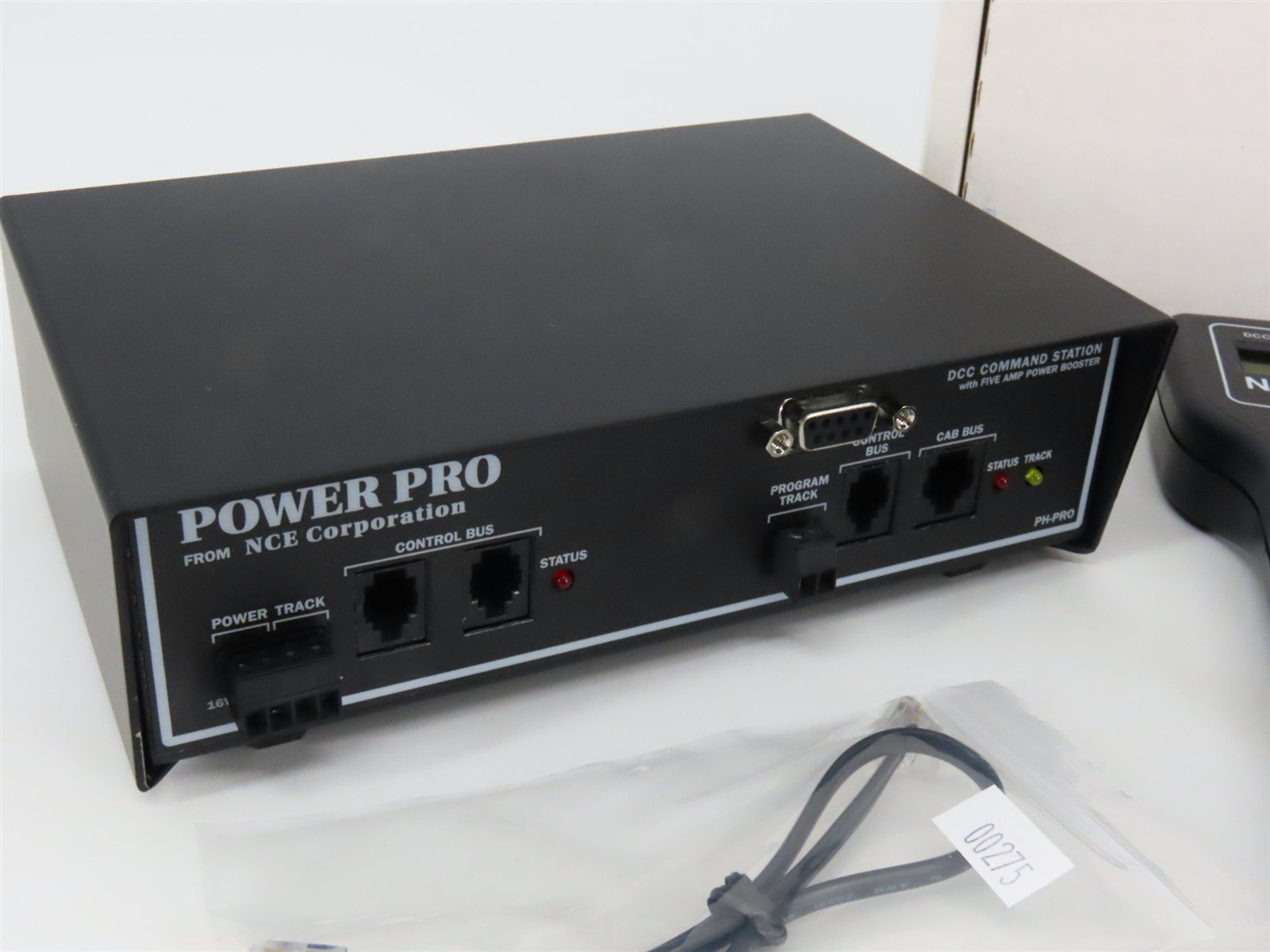 NCE 524002 PH-PRO-R Power Pro Wireless Radio DCC System w/ 5-Amp Booster