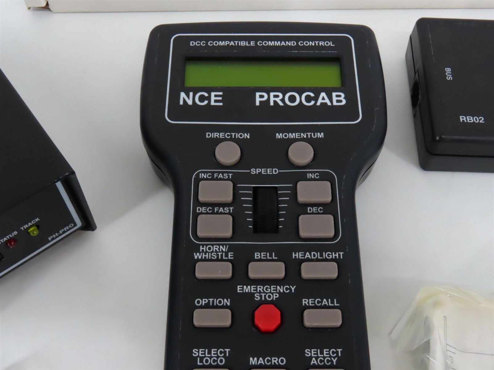 NCE 524002 PH-PRO-R Power Pro Wireless Radio DCC System w/ 5-Amp Booster