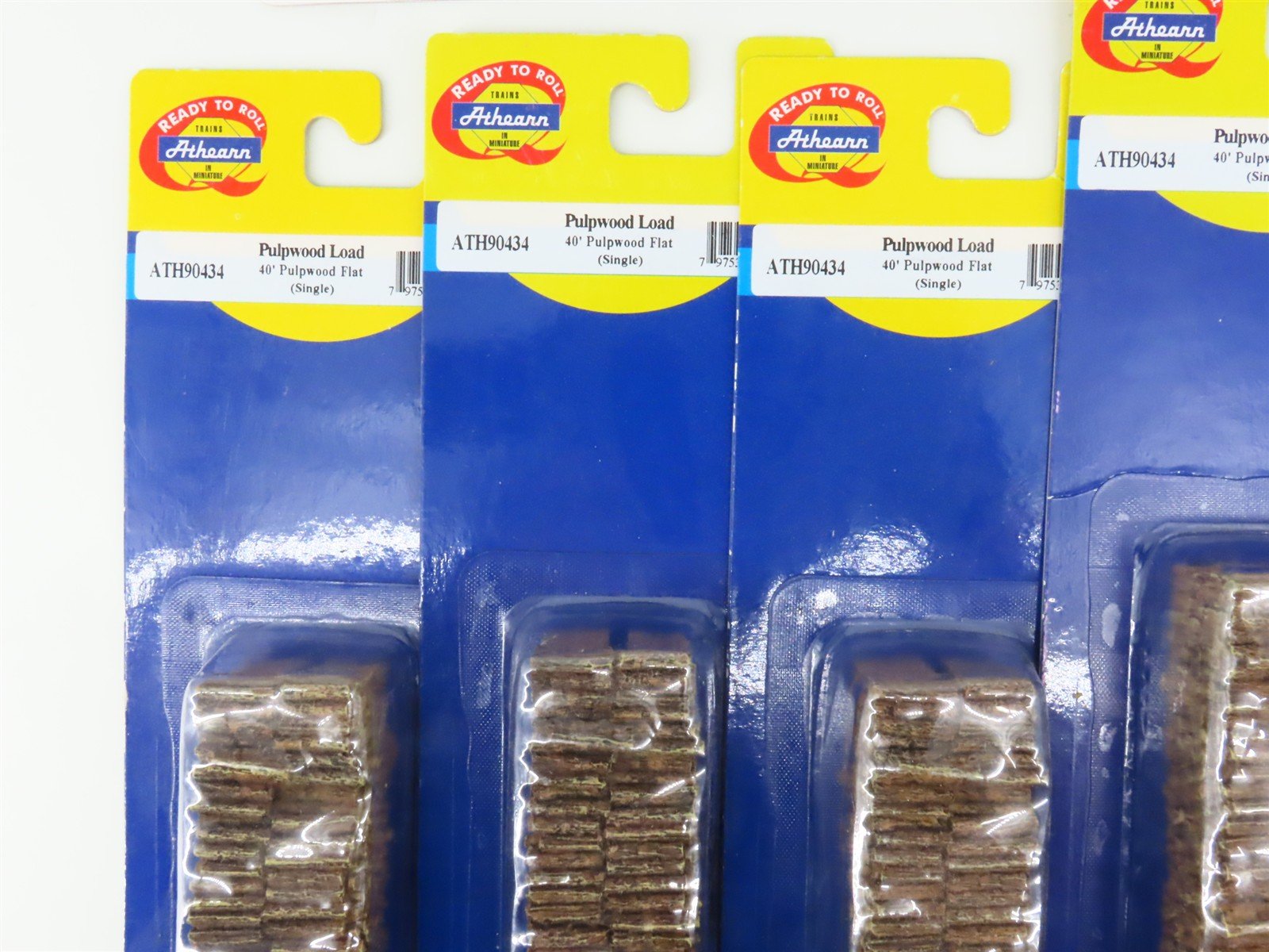 LOT of 21 HO Scale Walthers, Athearn Assorted Size Pulpwood Loads