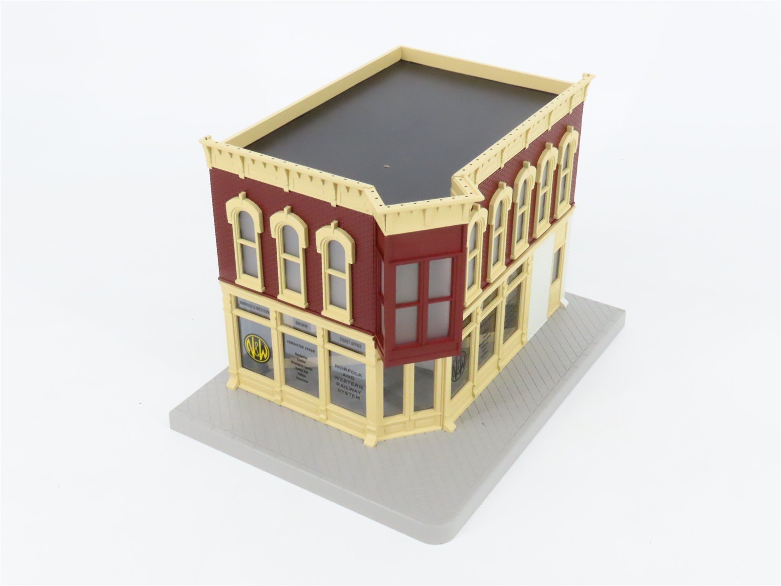 O 1/48 MTH Rail King 30-90428 N&W Norfolk & Western Railtown Corner Building