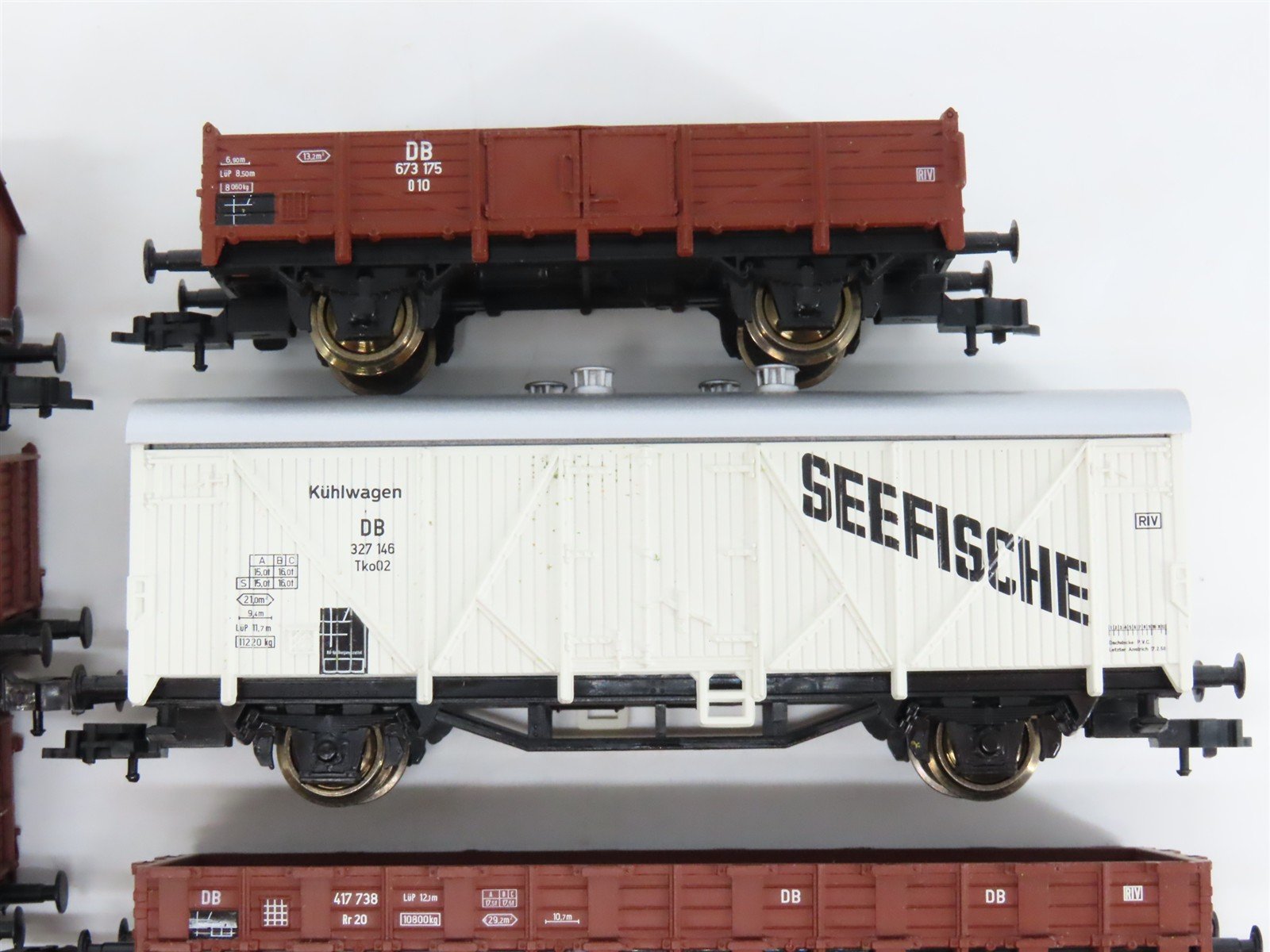 HO Scale Roco 44002 DB Deutsche Bahn Railway Assorted Freight Car Set of 8