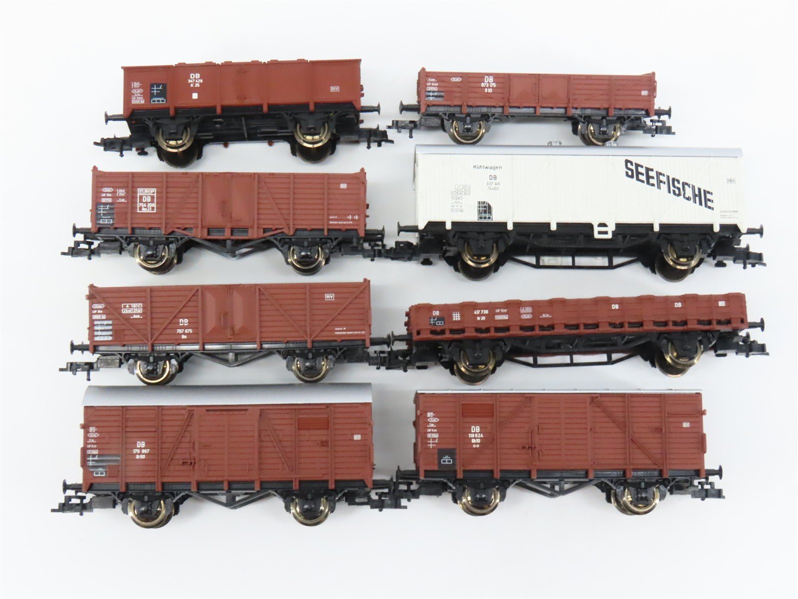 HO Scale Roco 44002 DB Deutsche Bahn Railway Assorted Freight Car Set of 8