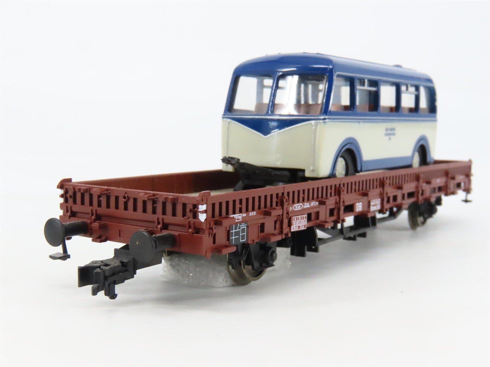 HO Scale Roco 66034 DB Deutsche Bahn Railway Flat Car w/ Bus Load 2-Pack