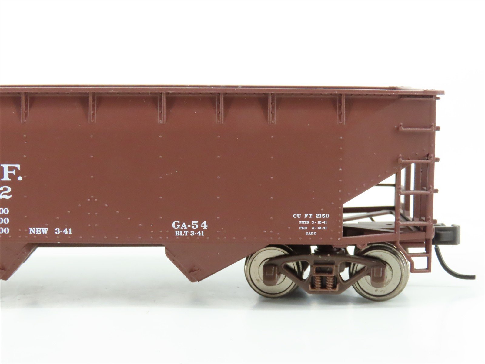 LOT of 3 HO Scale Atlas Trainman ATSF Santa Fe 2-Bay Offset Hopper Cars