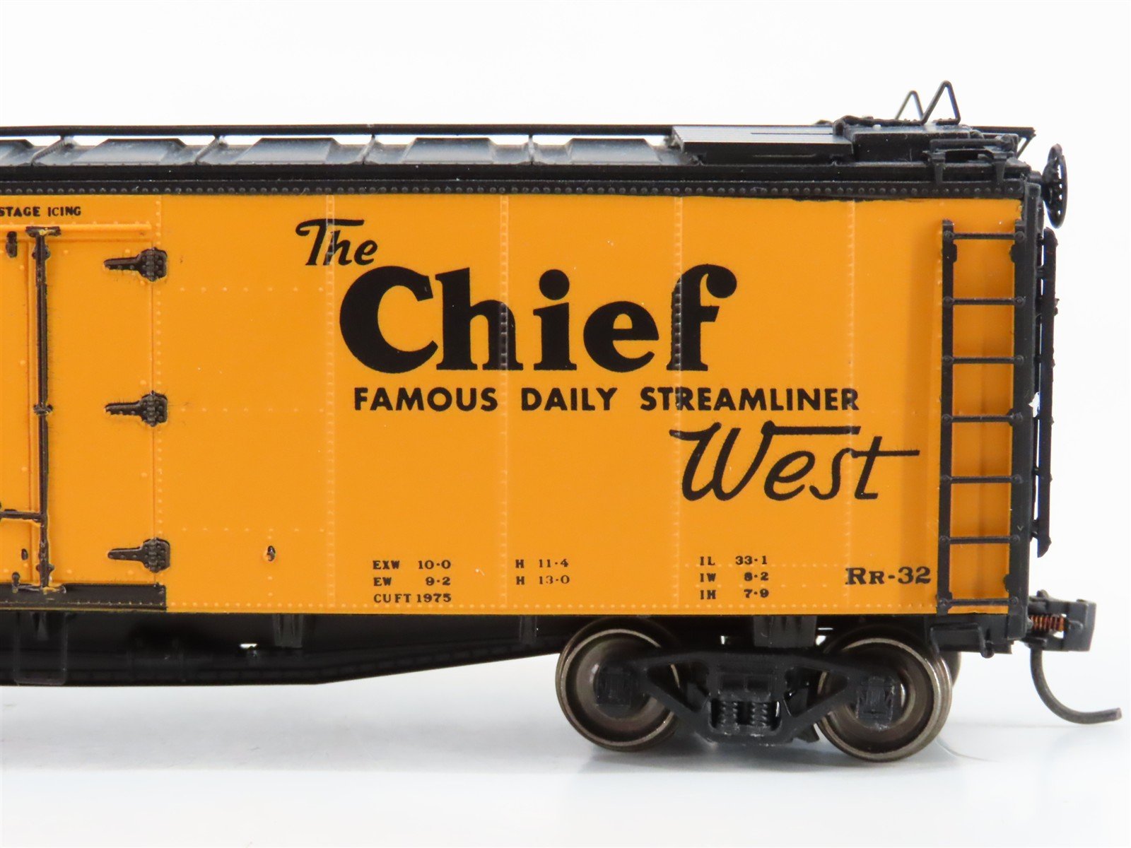 LOT of 2 HO Scale Intermountain SFRD Santa Fe 
