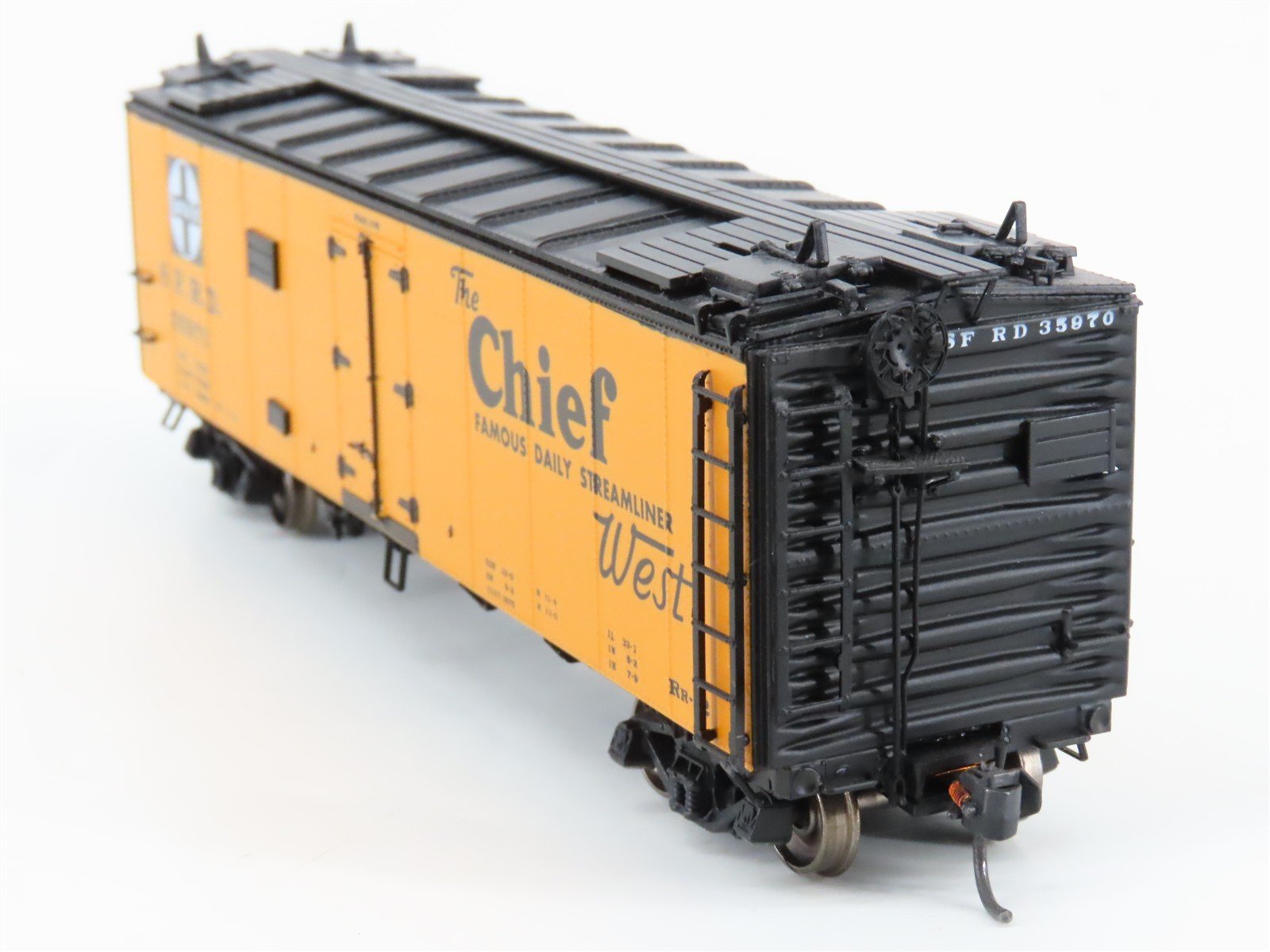 LOT of 2 HO Scale Intermountain SFRD Santa Fe 