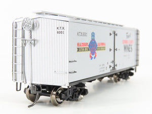 HO Scale Red Caboose RC-4305-2 KTX Scatena Bros Wine Reefer Car