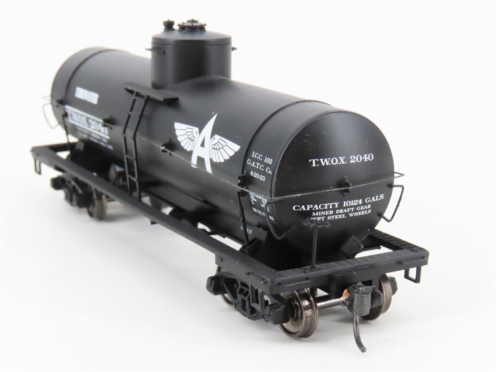 HO Scale Red Caboose RR-33054-06 TWOX Tidewater 10k Gal Tankcar #2040