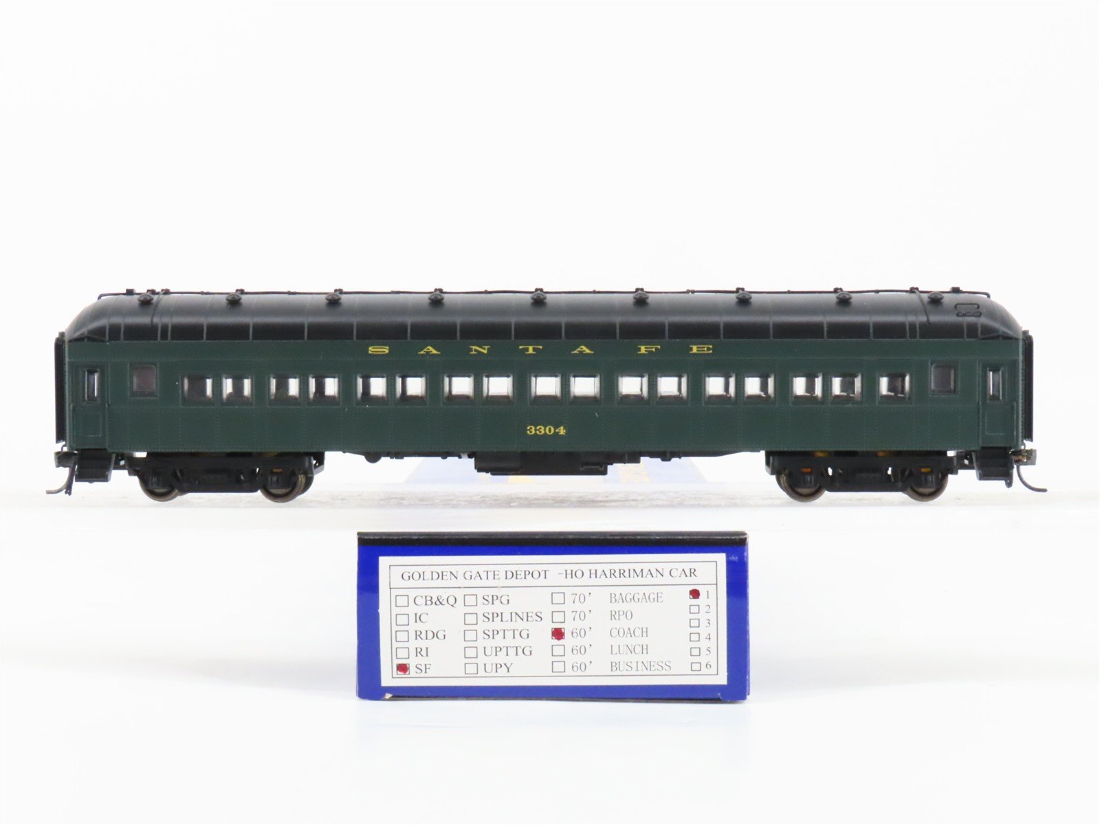 HO Scale Golden Gate ATSF Santa Fe 60' Baggage Passenger Car #3304