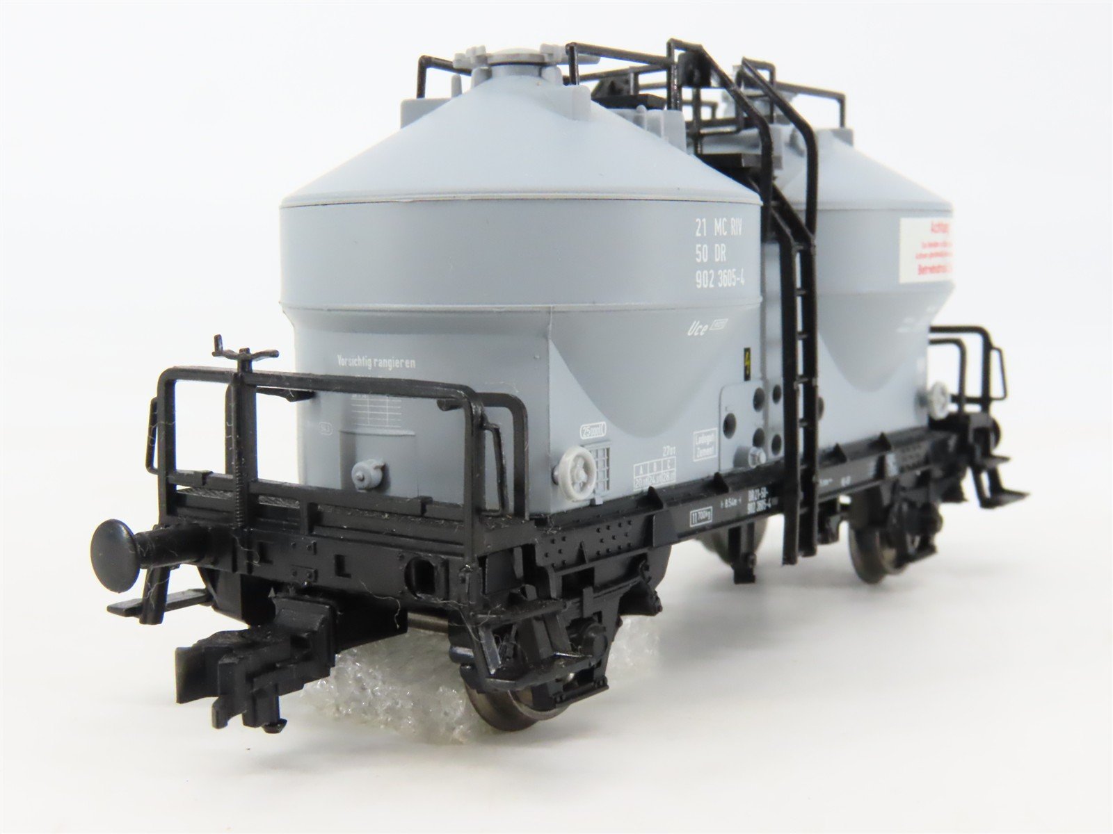 HO Scale PIKO 54230-3 DB Deutsche Bahn Cement Silo Wagon #21 50 902 3 605-4