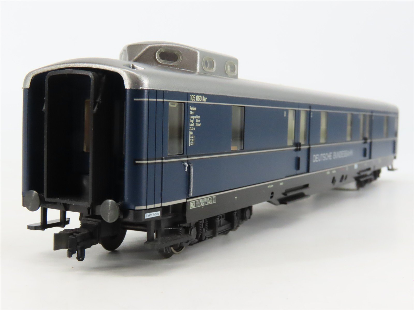 HO Scale Trix 23337 DB Deutsche Bundesbahn Baggage Passenger Car #105 060