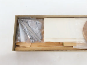 HO Scale Quality Craft Models #103 Haydenton Covered Depot Building Kit
