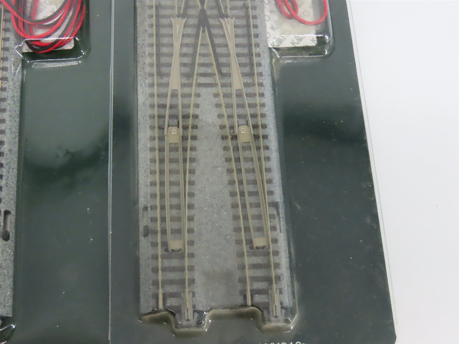 LOT of 2 N KATO Unitrack 20-210 Double Crossover Tracks