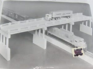 HO 1/87 Scale Rix Products Kit 628-103 150 Foot Highway Overpass - Sealed