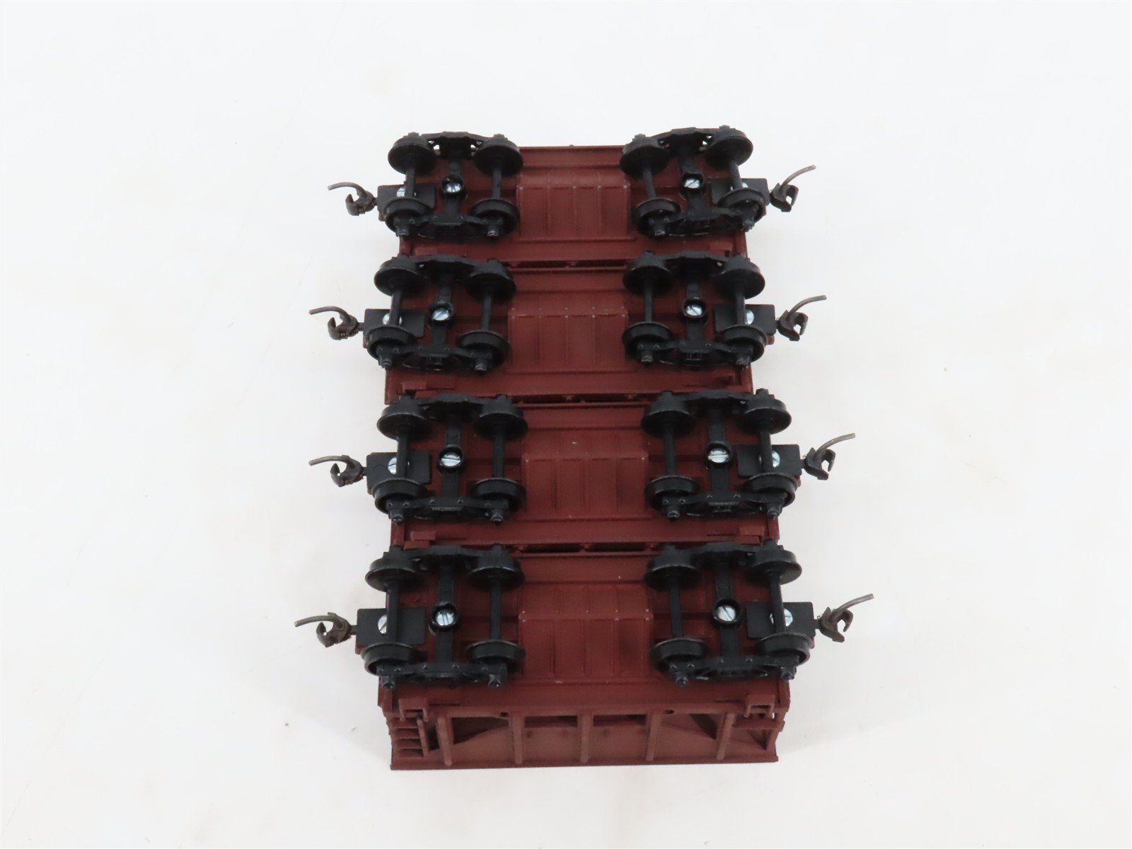 LOT of 4 HO Scale Unlettered 24' Ore Hopper Cars