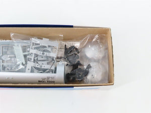 LOT of 4 HO Scale Roundhouse USAX/DODX Single Dome Tankcar & 50' Boxcar Kit
