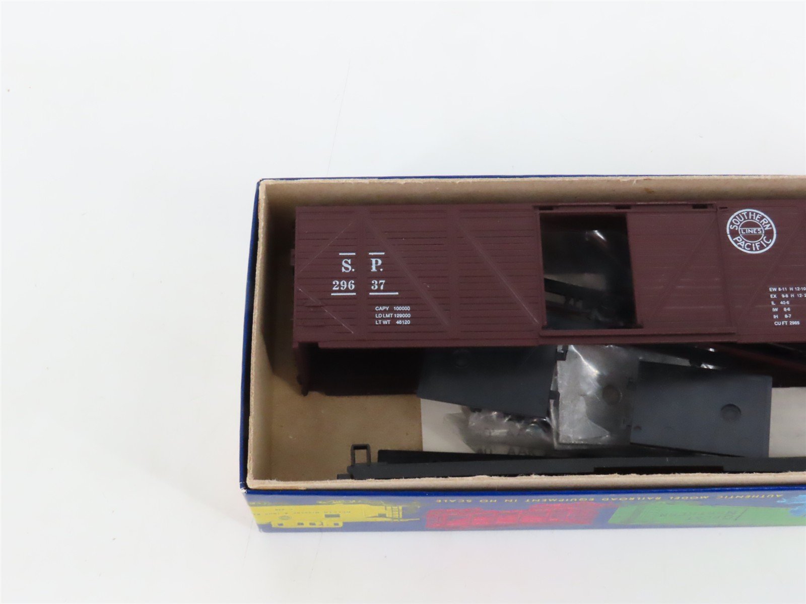 LOT of 7 HO Scale Roundhouse SP Southern Pacific Gondola, Caboose & Boxcar Kits