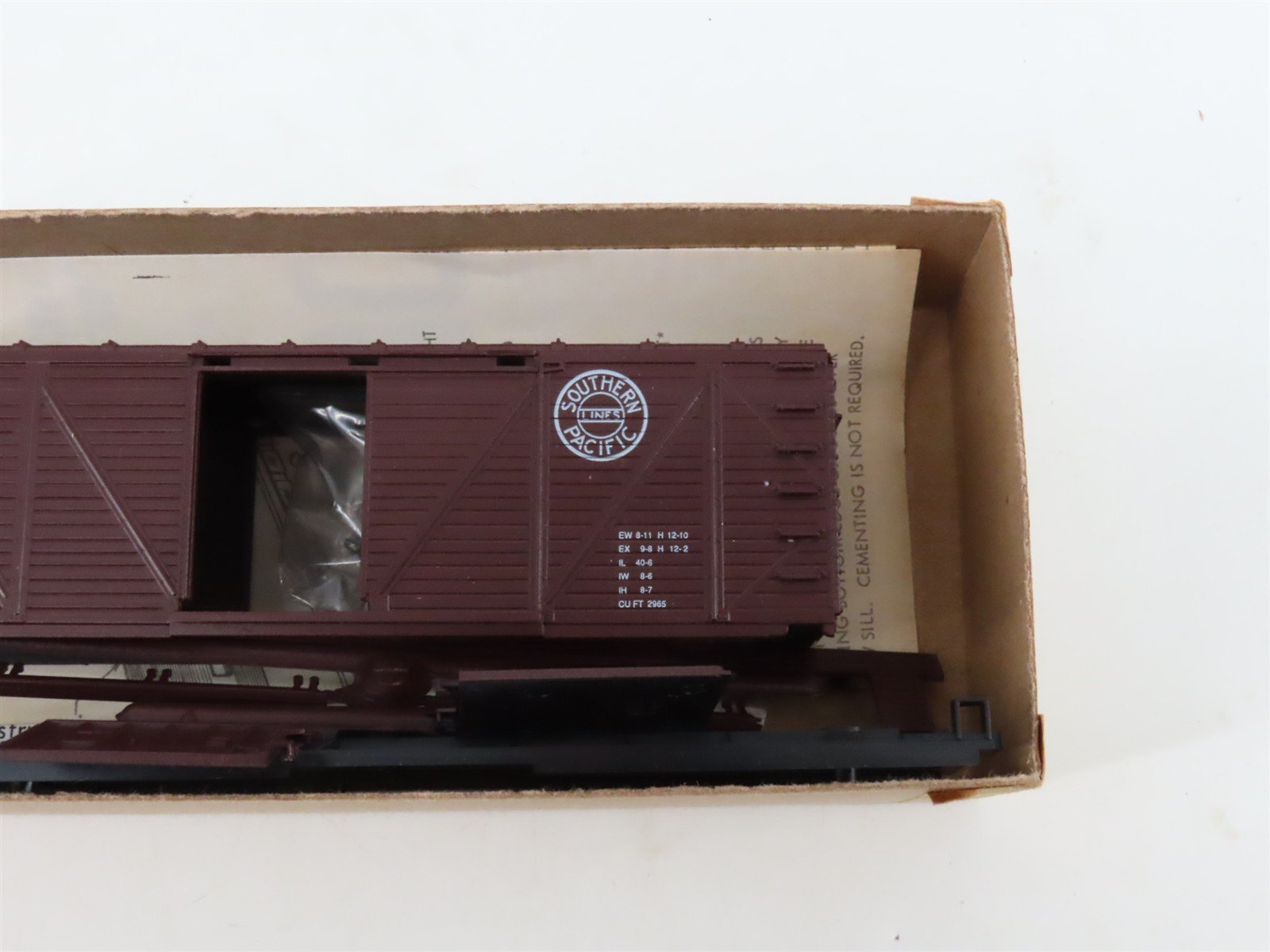 LOT of 7 HO Scale Roundhouse SP Southern Pacific Gondola, Caboose & Boxcar Kits