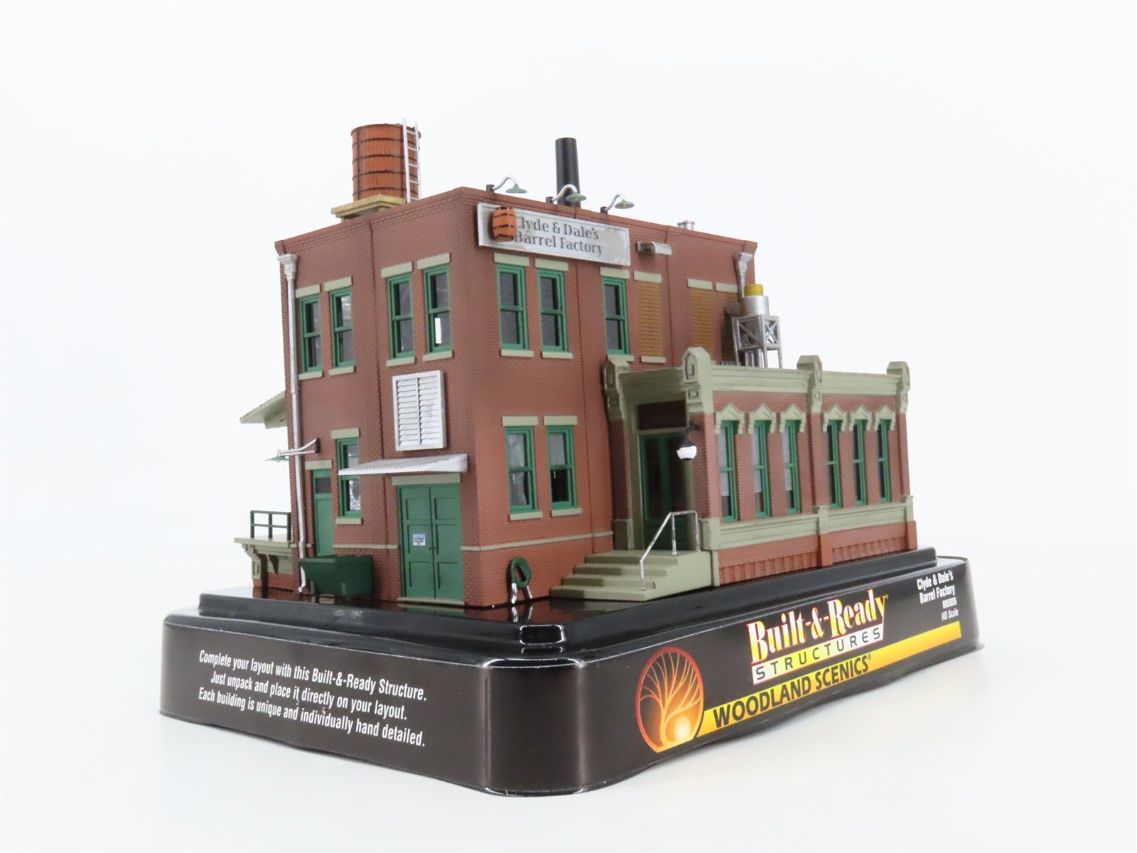 HO 1/87 Woodland Scenics Built-&-Ready BR5026 Clyde & Dale's Barrel Factory