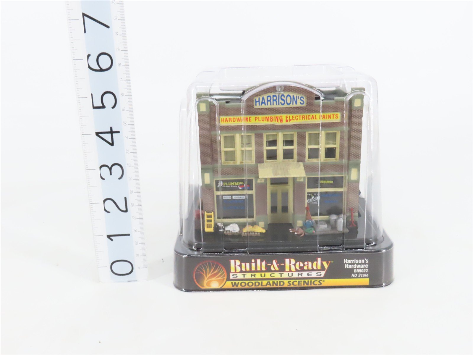 HO 1/87 Woodland Scenics Built-&-Ready BR5022 Harrison's Hardware - Sealed