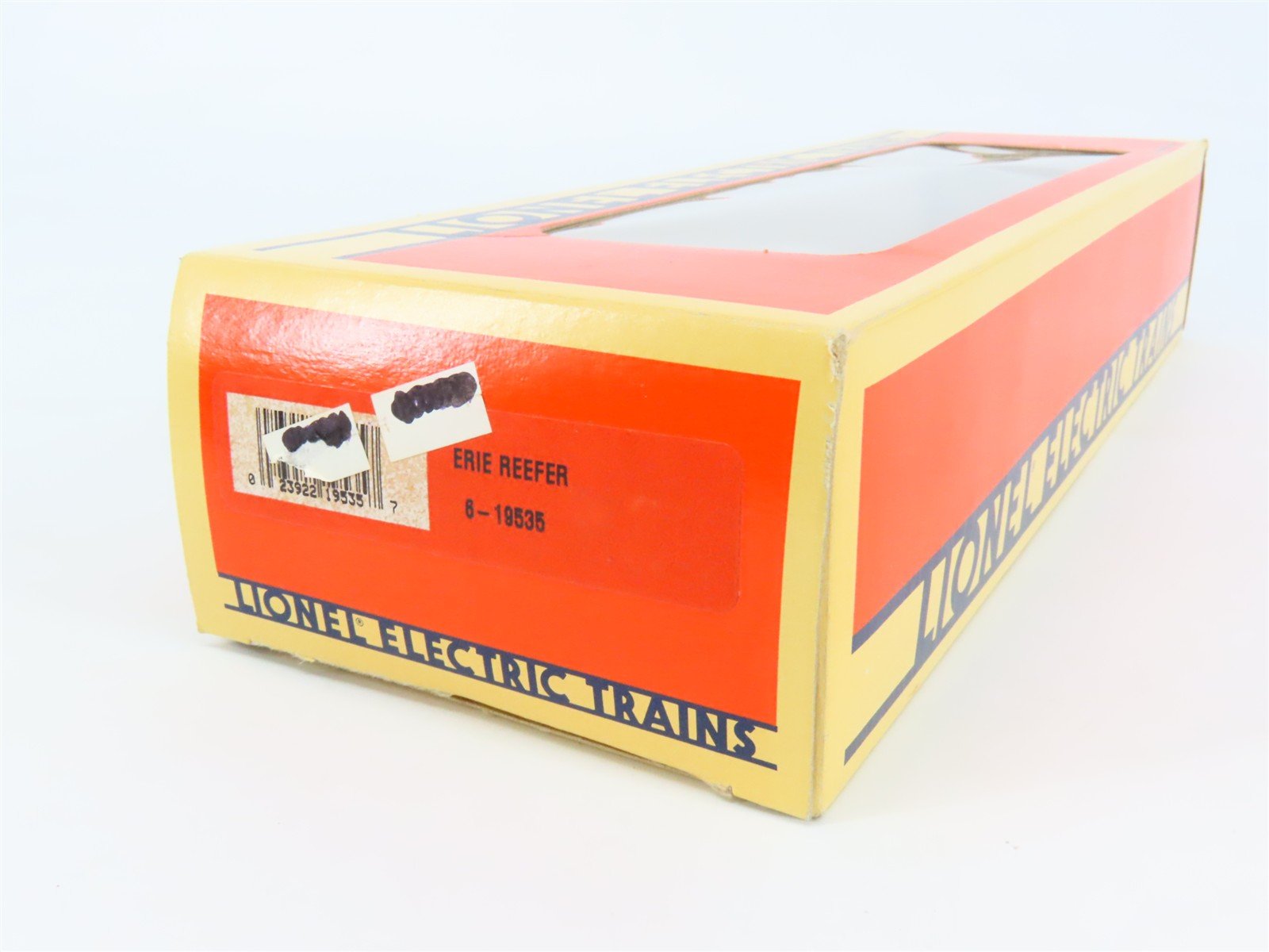 O Gauge 3-Rail Lionel 6-19535 URTX ERIE Railroad Reefer #19535