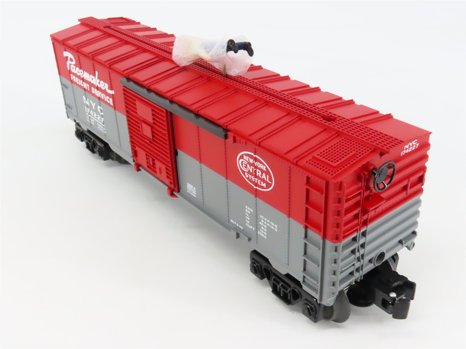 O Gauge 3-Rail Lionel 6-26814 NYC System Walking Brakeman Box Car #174227