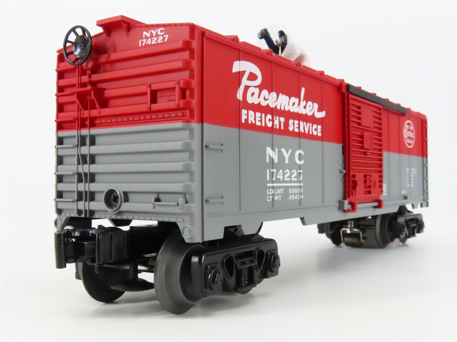 O Gauge 3-Rail Lionel 6-26814 NYC System Walking Brakeman Box Car #174227