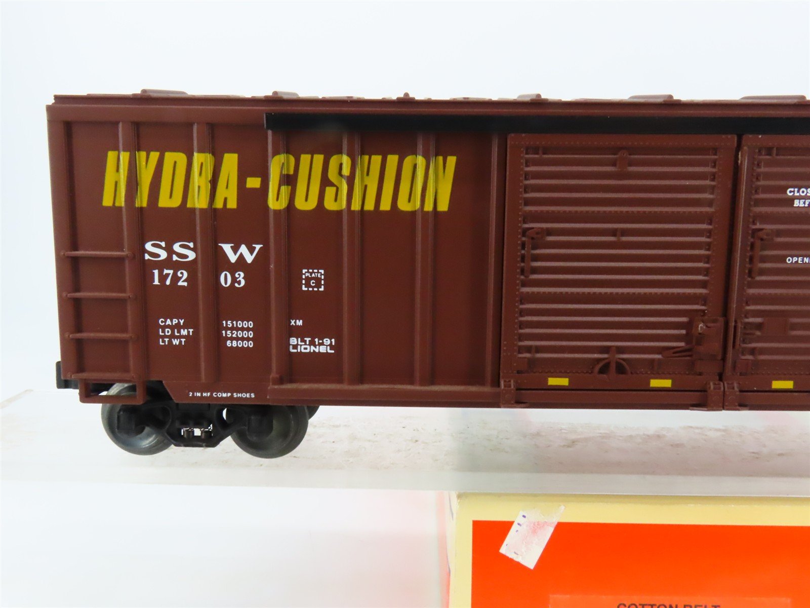 O Gauge 3-Rail Lionel 6-17203 SSW Cotton Belt Double Door Box Car #17203