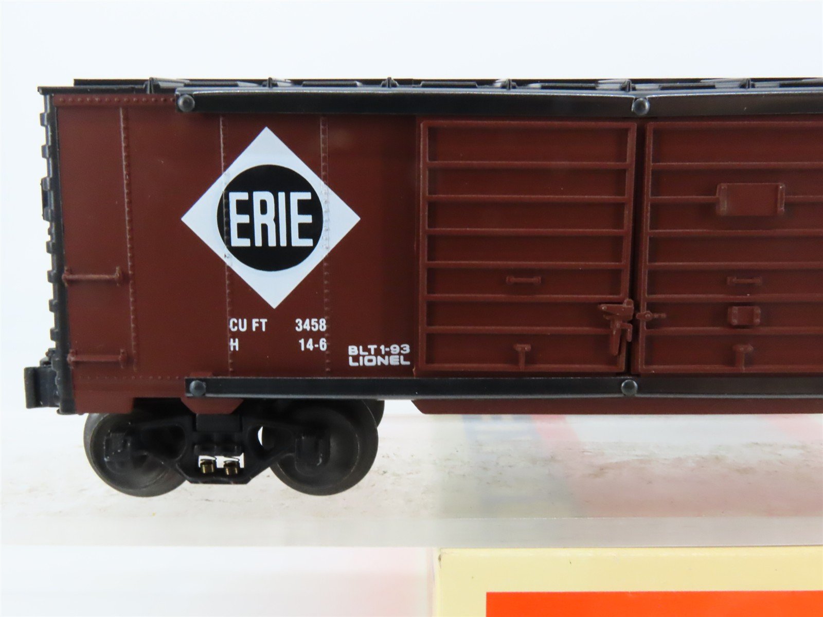 O Gauge 3-Rail Lionel 6-19255 ERIE Railroad Double Door Box Car #19255